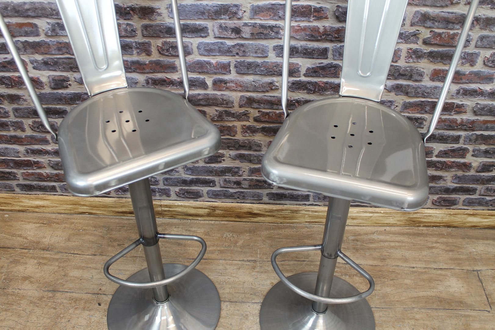 GUN METAL VINTAGE TOLIX STYLE HEIGHT ADJUSTABLE BAR STOOLS eBay