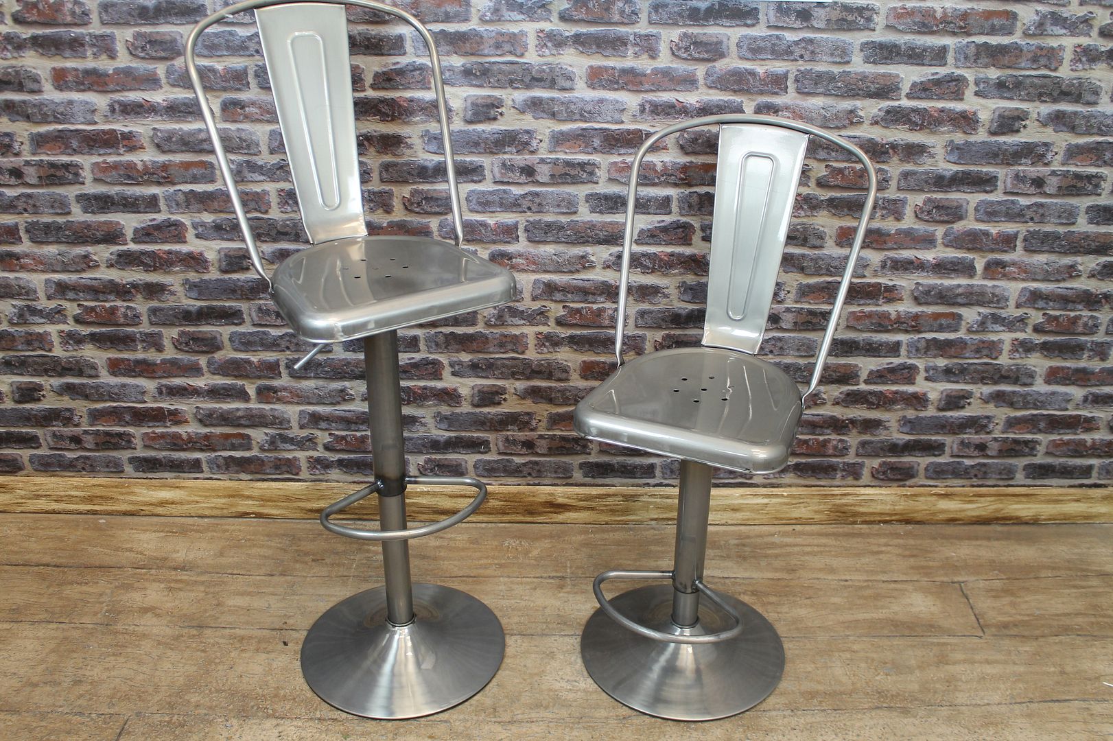 GUN METAL VINTAGE TOLIX STYLE HEIGHT ADJUSTABLE BAR STOOLS eBay