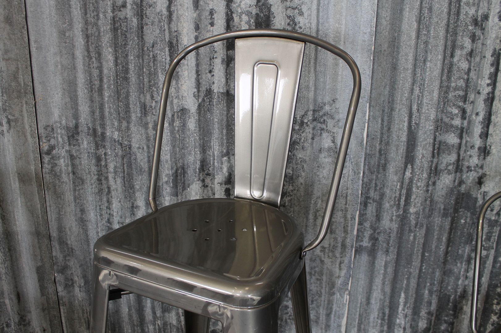 VINTAGE INDUSTRIAL TOLIX STYLE GUN METAL BAR STOOLS WITH BACK REST eBay