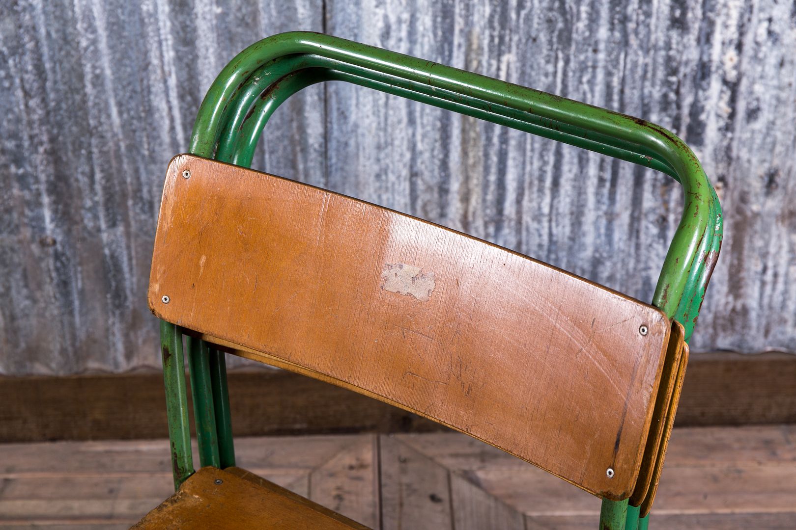 GREEN METAL SCHOOL CHAIRS VINTAGE METAL AND PLYWOOD CHAIRS STACKING CHAIRS eBay