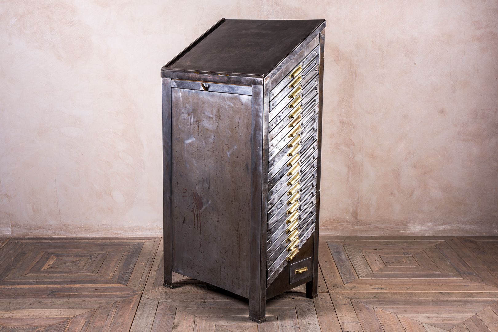 PRINTING PRESS VINTAGE PRINTER'S DRAWERS COLLECTOR'S CUPBOARD