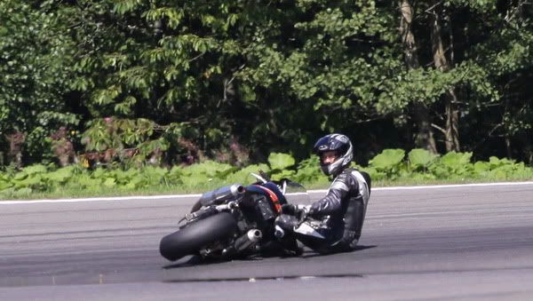 rookie1000race1_7aug203.jpg