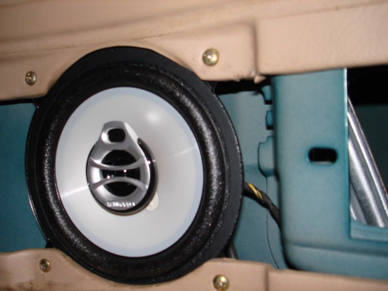 My e30 and sound system upgrade