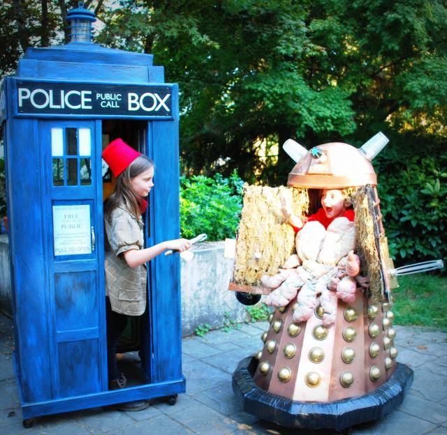 doctor who costumes photo: Doctor Who Invasion 2013-10-21001056.jpg