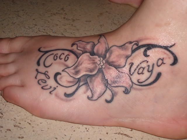 dit is mijn tattoo op mijn voet