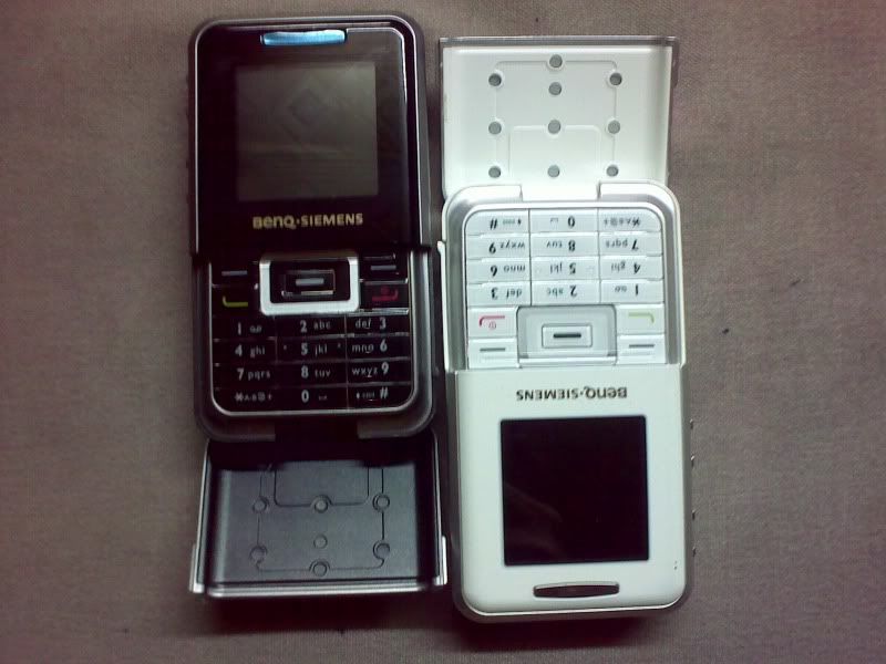 Cặp vợ chồng kute Benq-Siemens EF51 nè Endtime: 23h59' ngày 08/07/2010 - 6