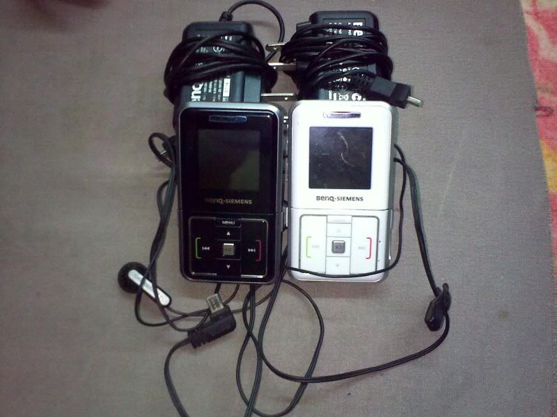 Cặp vợ chồng kute Benq-Siemens EF51 nè Endtime: 23h59' ngày 08/07/2010 - 7