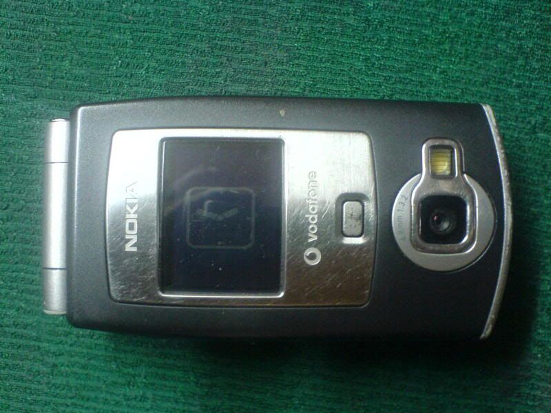 Điện thoại cổ Nokia N71 nè endtime 23g59' 14/07/2010