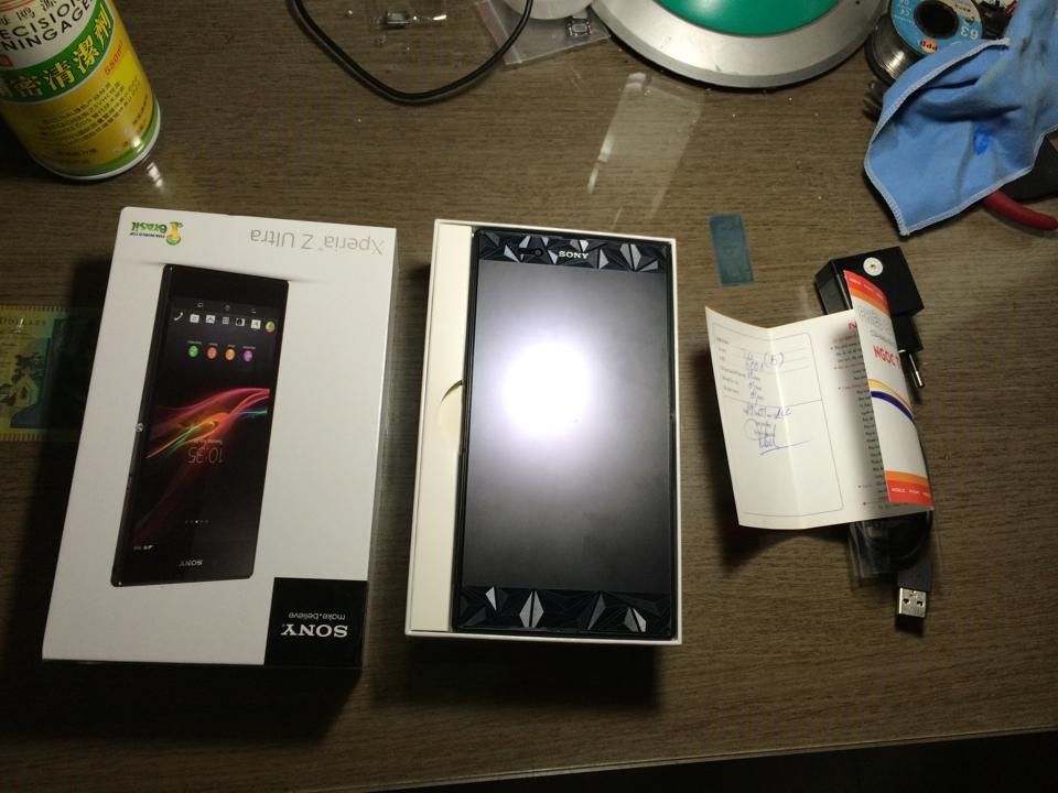 Thanh lý 4 em dép kẹp Z Ultra xách tay, kẹp nách, hàng fullbox, máy đẹp long lanh - 3