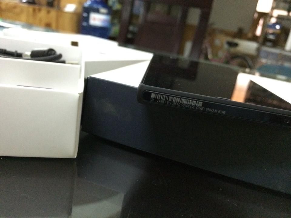 Bán Sony Z (C6602) hàng chính hãng, màu trắng, fullbox, còn BH 21/06/2015 - 1