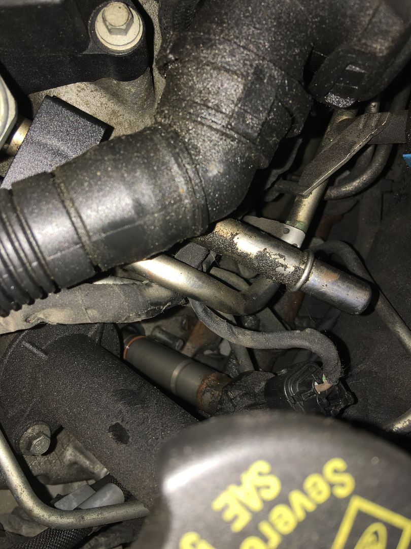 clip that holds fuel injector in | Ford Powerstroke Diesel Forum 6.0 Powerstroke Injector Hold Down Bolt Size