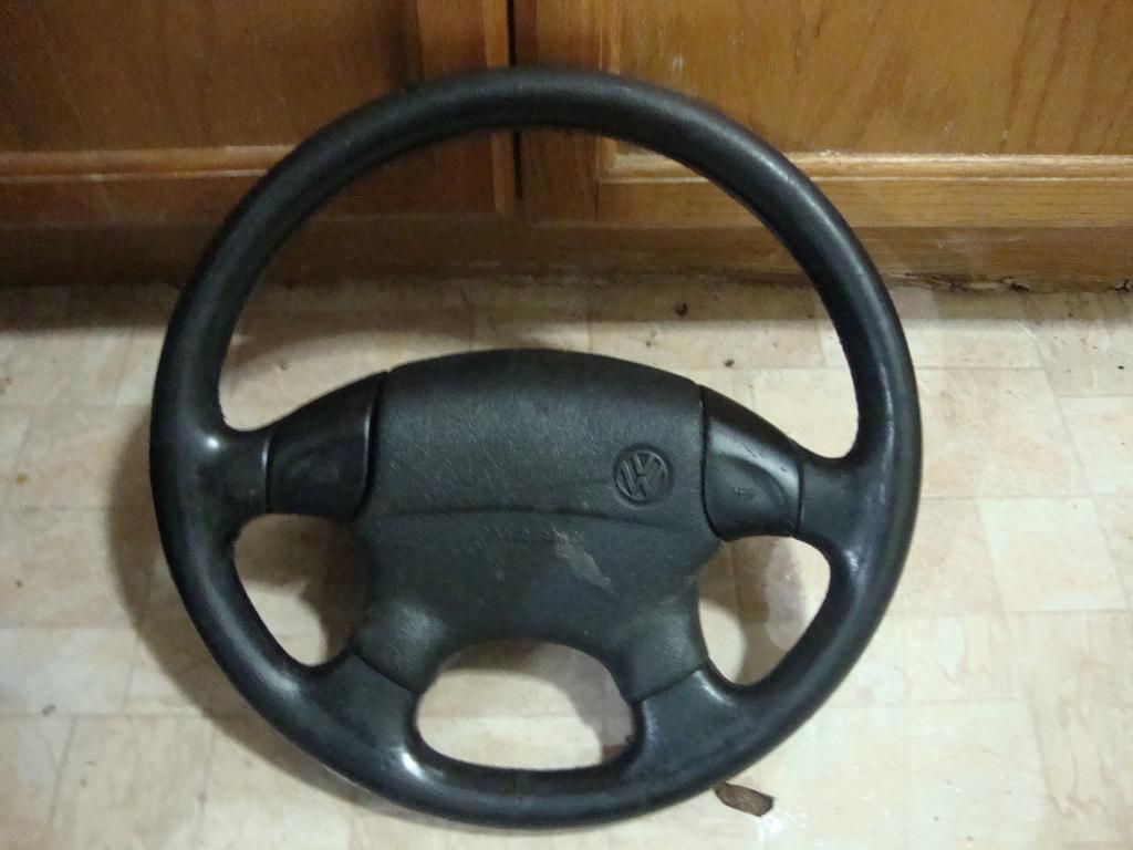 FS Early MKIII Steering Wheel w/airbag VW Vortex Volkswagen Forum